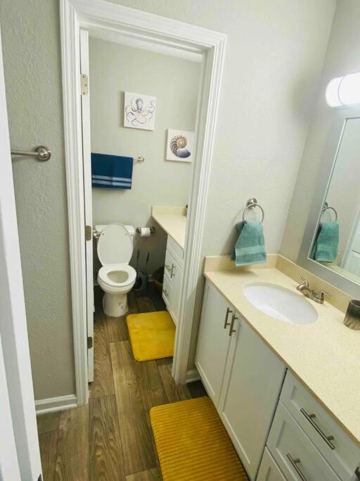 Townhome Near Lake + Walk To Braves
